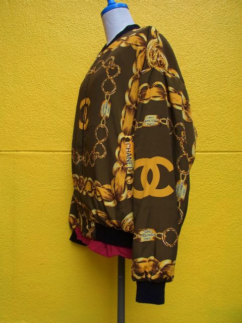 USED]-80's【CHANEL】BOOT ALL OVER PRINT BOMBER JACKET - PA
LE ONLINE