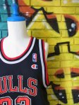 画像1: [USED]-90’s【Champion】“CHICAGO BULLS PIPPEN 33” GAME Shirts (1)