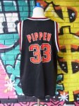 画像4: [USED]-90’s【Champion】“CHICAGO BULLS PIPPEN 33” GAME Shirts (4)