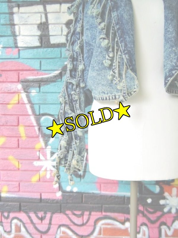 画像4: [USED]-80's【Simply Barbara】TASEL DESIGN ACID WASH DENIM JACKET (4)