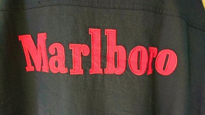 画像2: [USED]-90's【Marlboro】REVERCIBLE JACKET