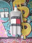 画像1: [USED]-90's【TOMMY HILFIGER】"FLAG" LOGO TEE (1)