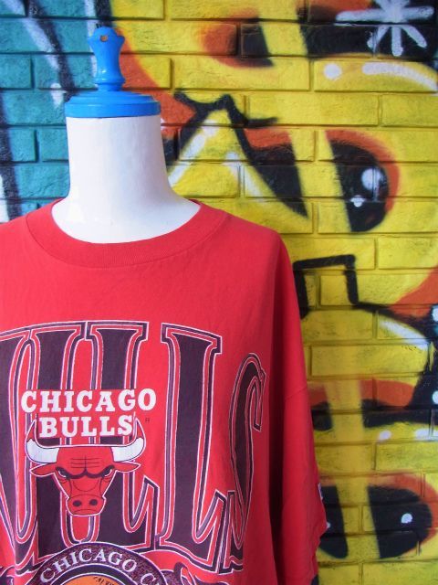 [USED]-90's【LOGO 7】“CHICAGO BULLS” DESIGN PRINT T-Shirts - PA$$LE ONLINE