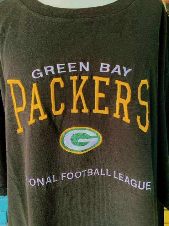 USED]-90's【LEE SPORT】“GreenBay PACKERS” LOGO EMBROIDER TEE
